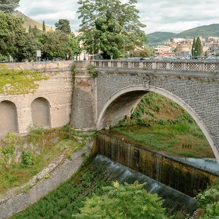 La Tela Di Penelope * Tivoli